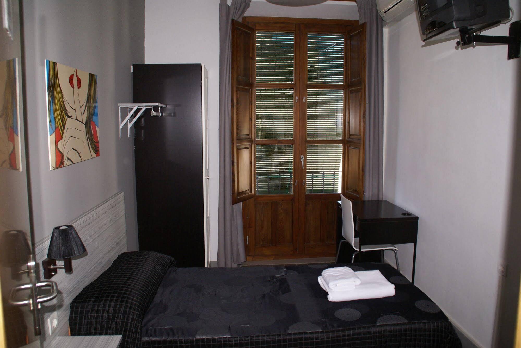 Hotel Oyo Fonda Sanchez Grenada Zewnętrze zdjęcie